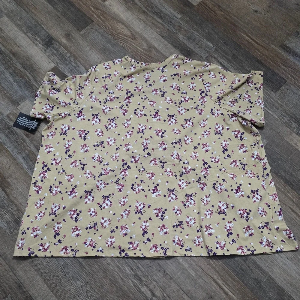 Woman Within Floral Pintuck Tunic Top Women 5X 38/40 Short Sleeve New - Picture 2 of 7